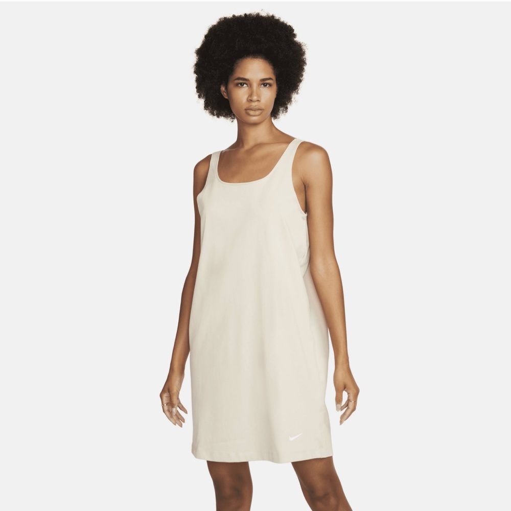 NWT Dress Nike dress size L